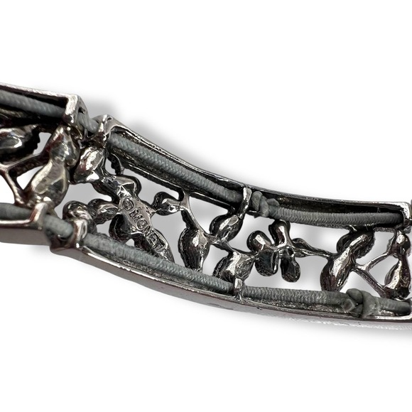 Vintage Monet Bracelet Stretch Bangle‎ Silver Tone Faux Pearls - Picture 5 of 6